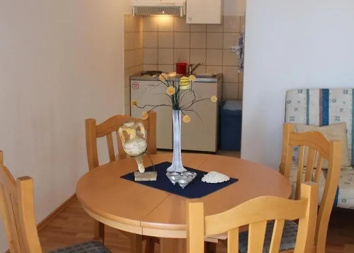 Lägenhet Lozica - Comfort With Terrace And Sea View