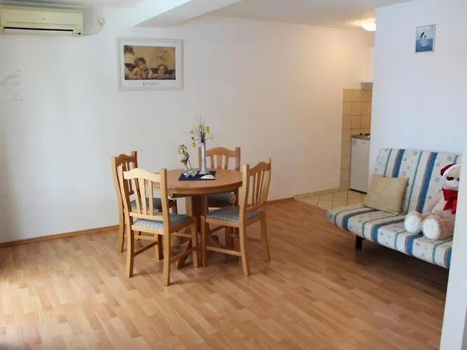 Lozica - Comfort With Terrace And Sea View Lägenhet