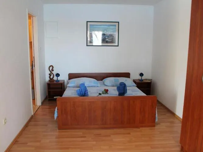 Lozica - Comfort With Terrace And Sea View Apartamento