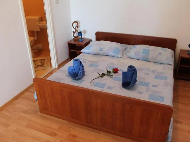 아파트 Lozica - Comfort With Terrace And Sea View *